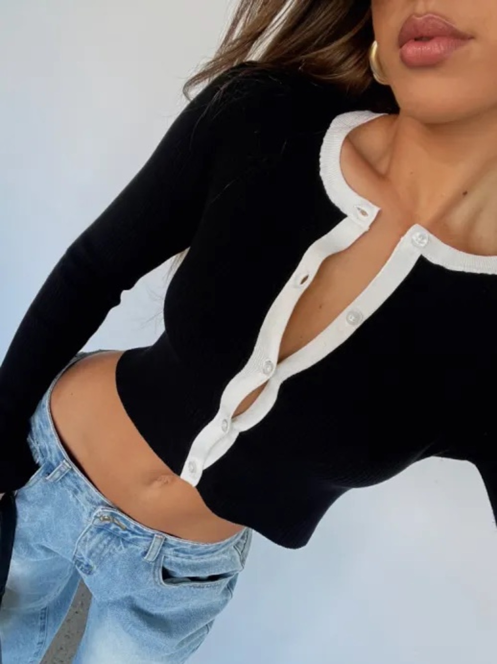 White Fox Boutique Cropped Ribbed Cardigan - Black & White Contrast XXS